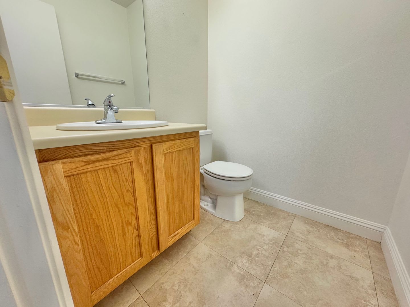Super Summer Special 500 Off First Month S Rent Beautiful 2 Bedroom Townhome With 2 Car Garage In Gated Community Near Summerlin – photo 5