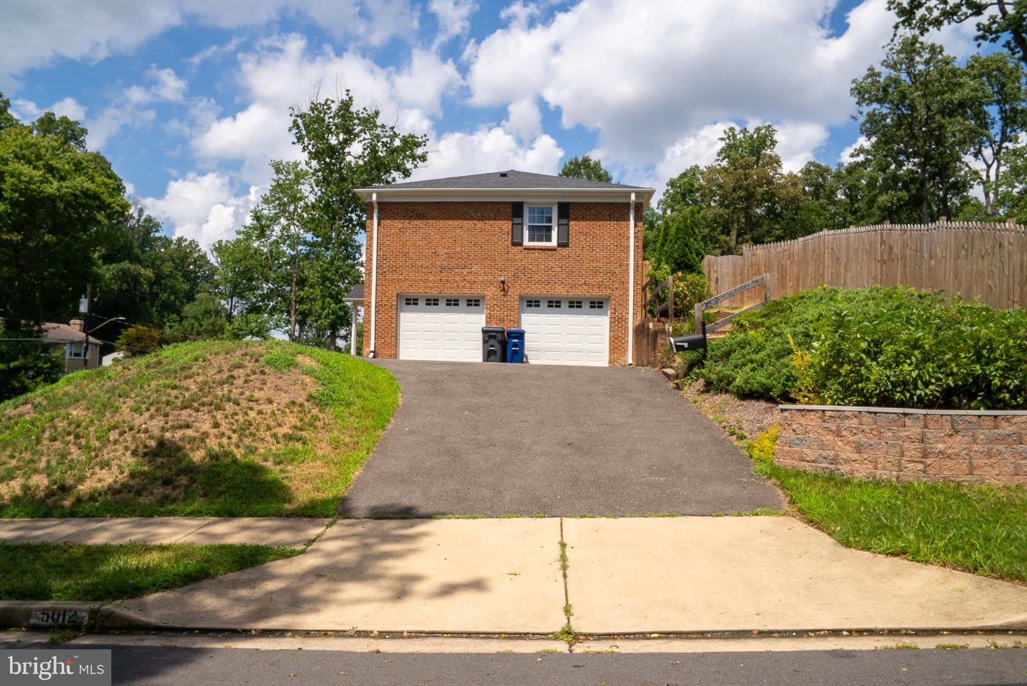 5012 LARNO Drive – photo 4