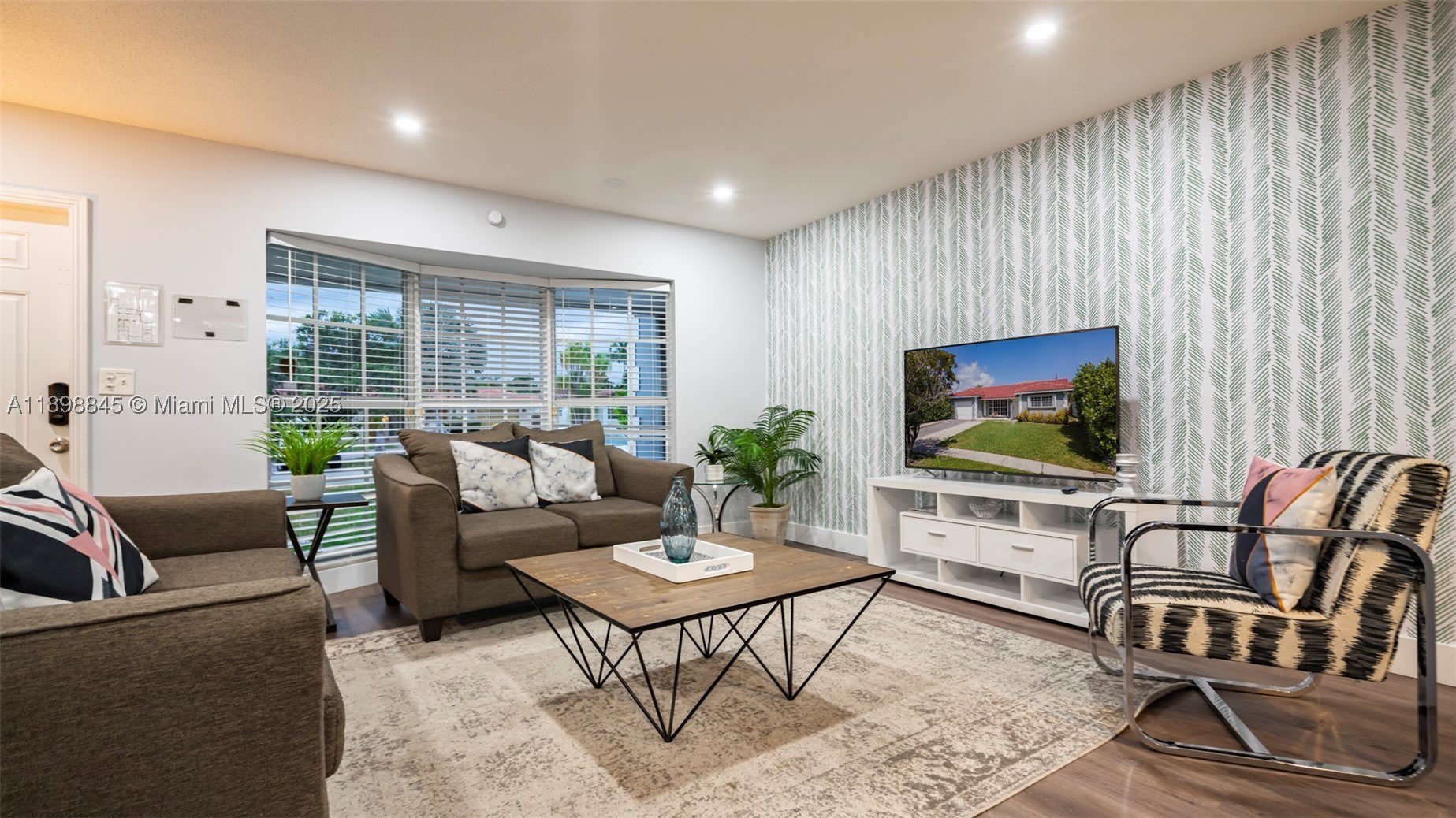 1305 Funston St – photo 5