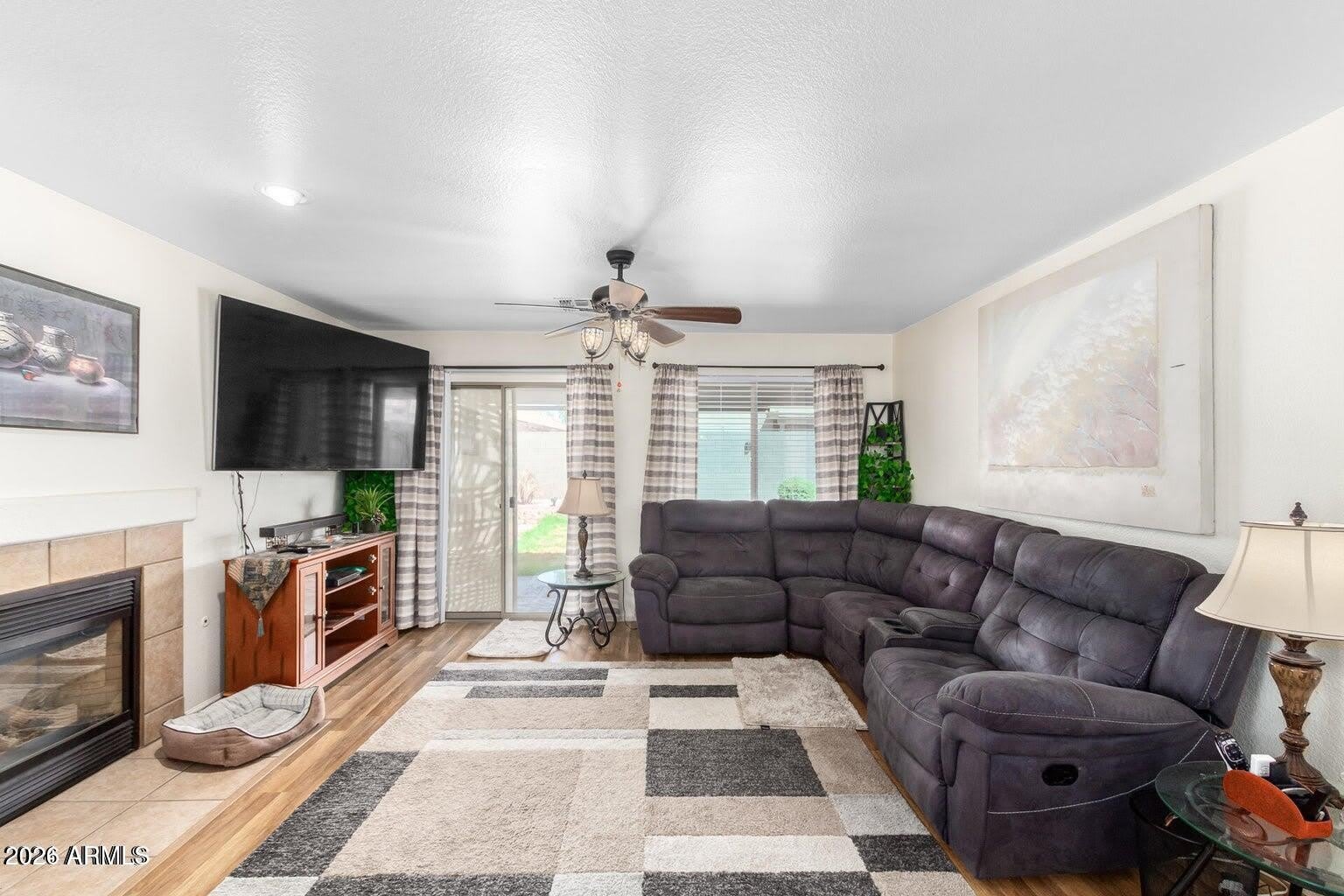 40147 N Cassara Drive – photo 3