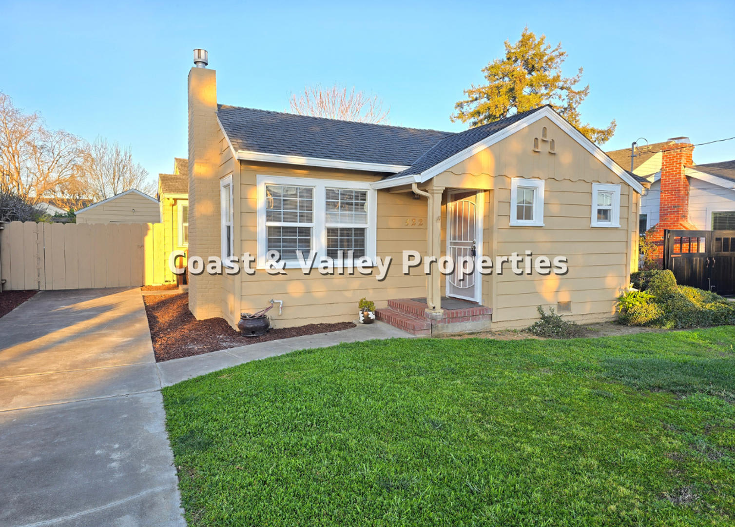 3BD HOUSE IN SALINAS FOR RENT – photo 1
