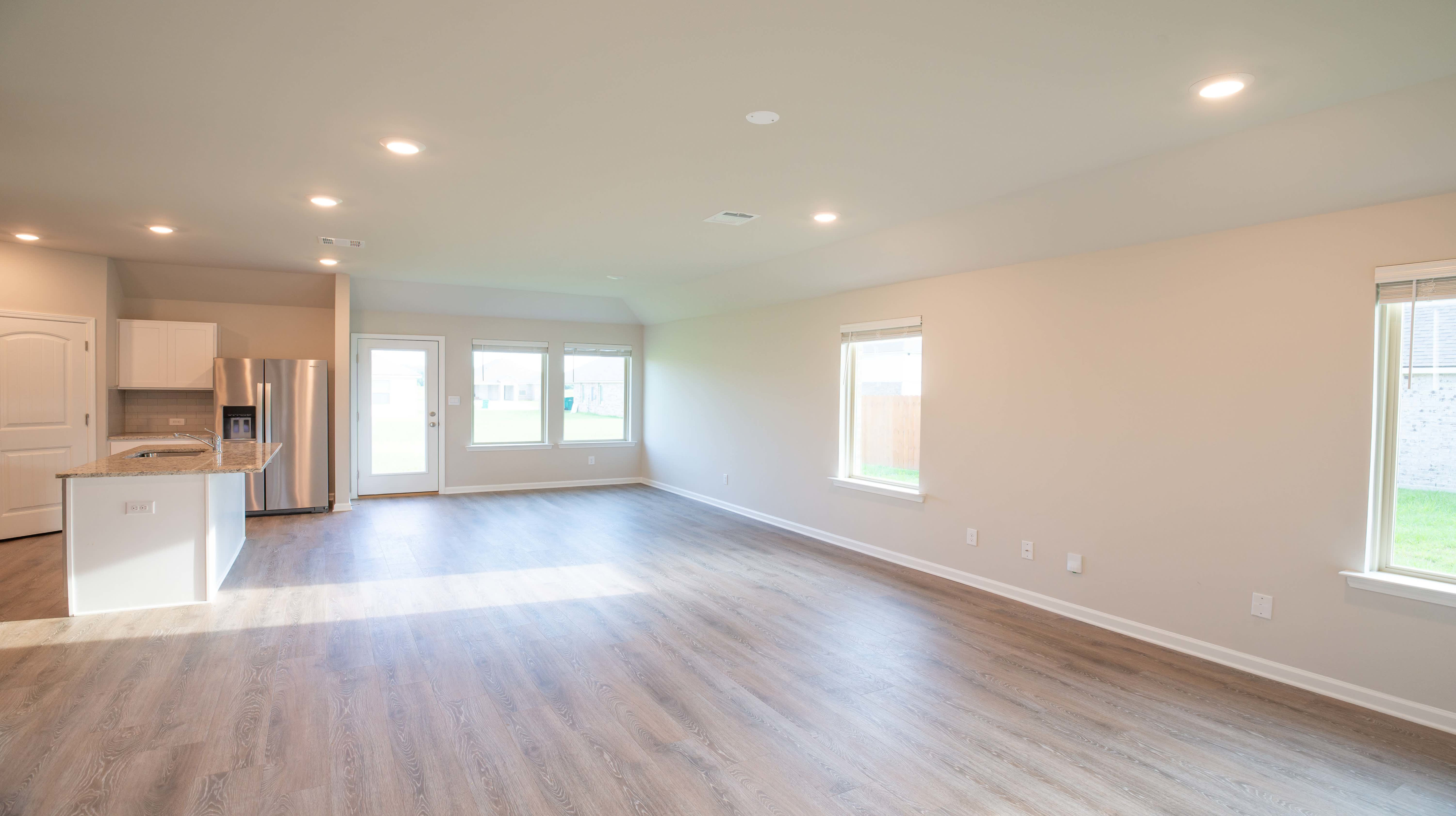 5400 Greenridge Lane – photo 2