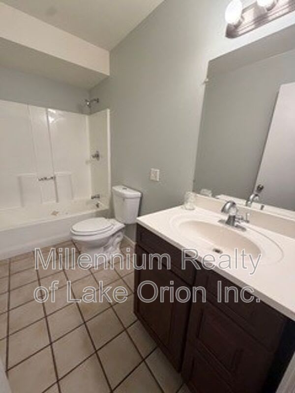 844 Kettering Ave – photo 5