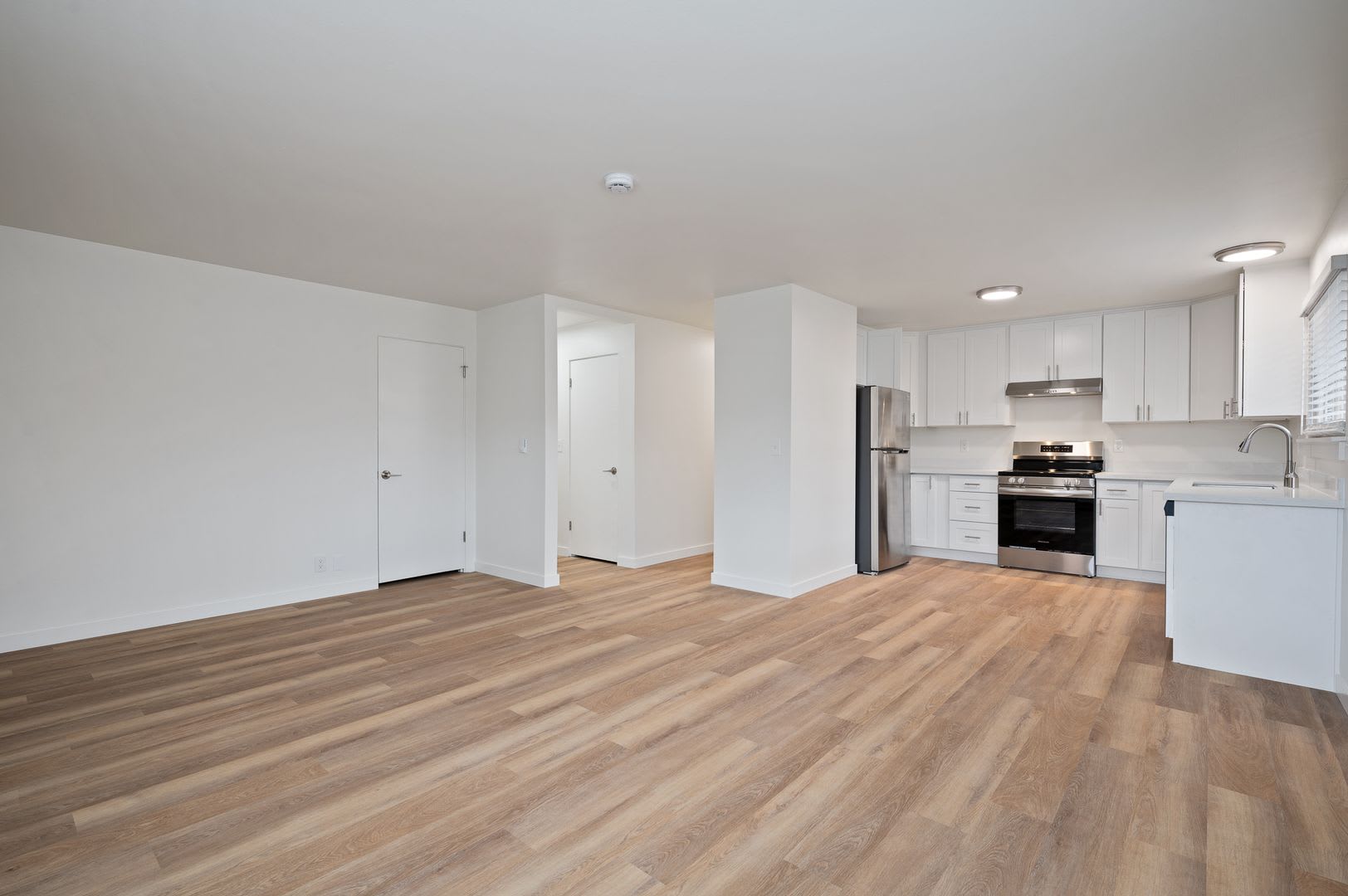Loyal Heights Apartments – photo 2