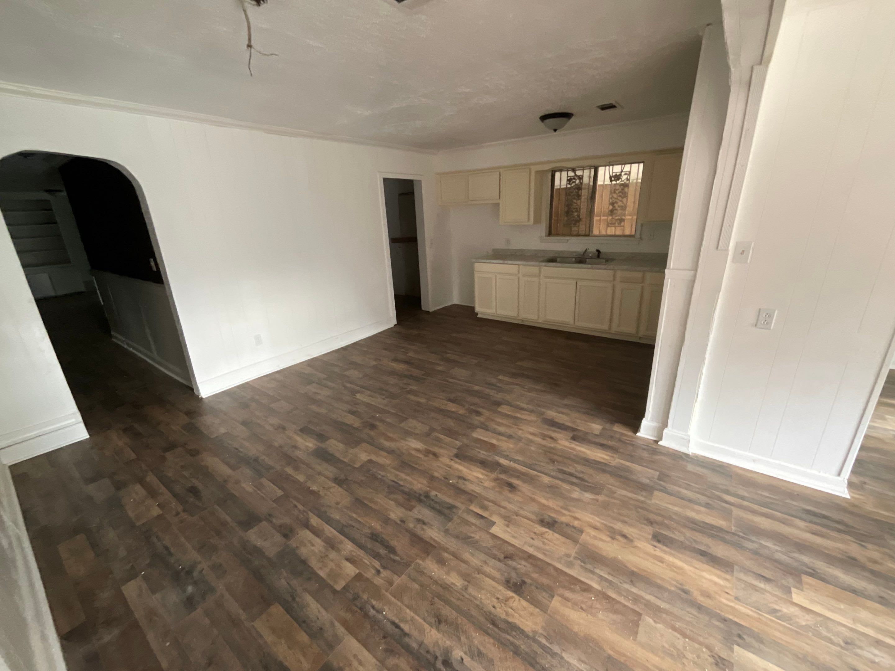 2843 Comfort Street – photo 4