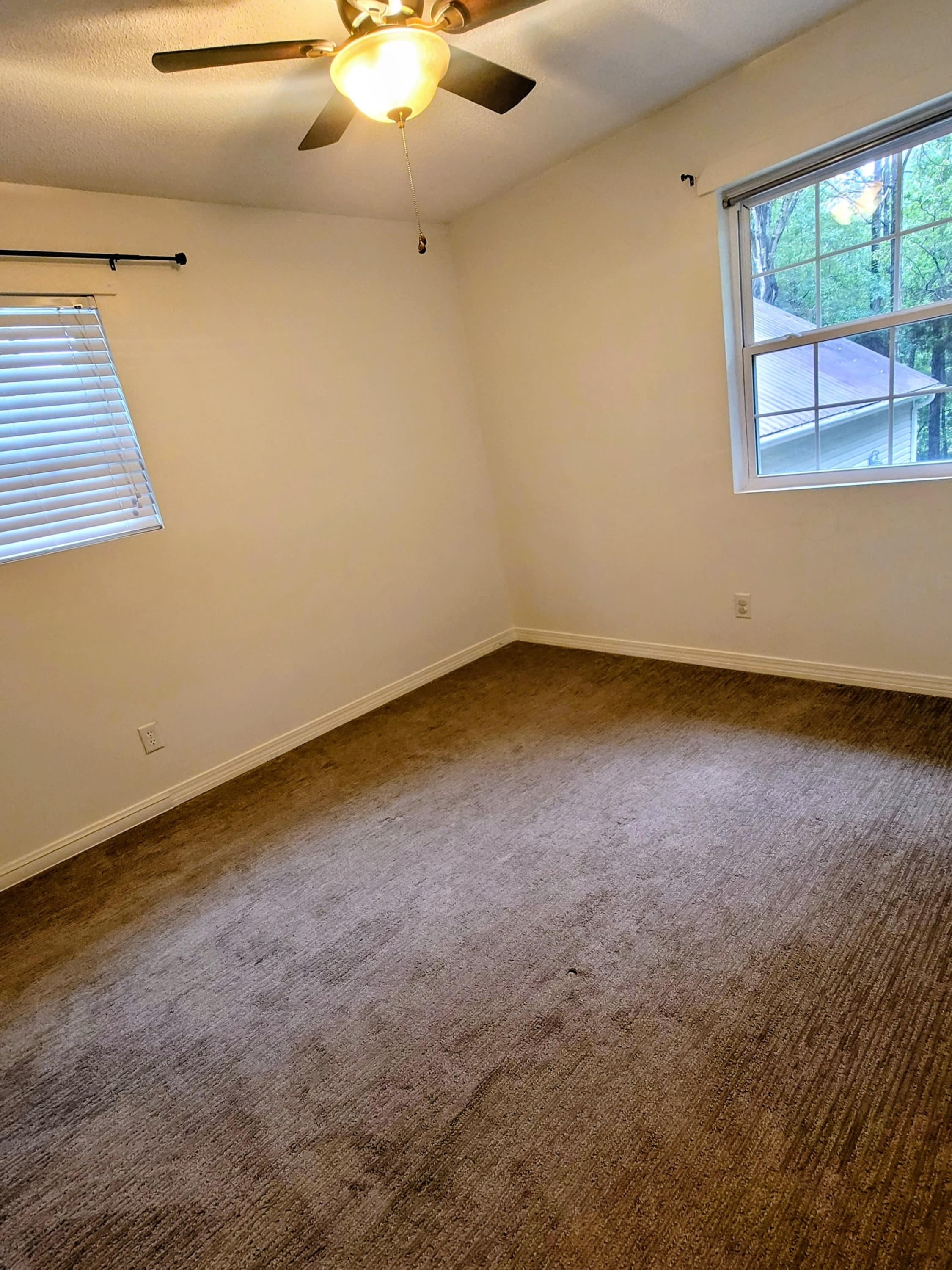 3088 Log Cabin Lane – photo 1