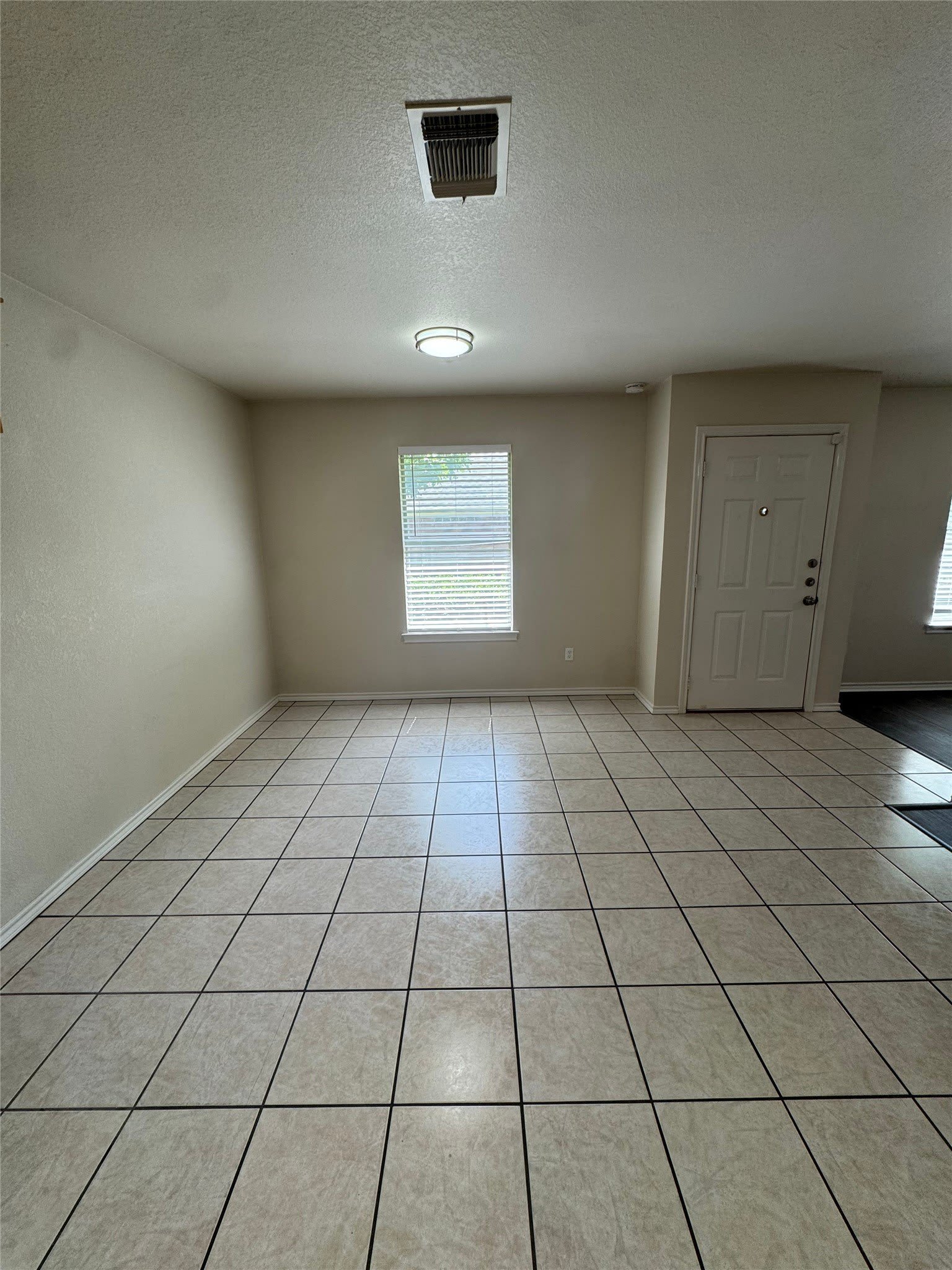 957 Austin Court – photo 5