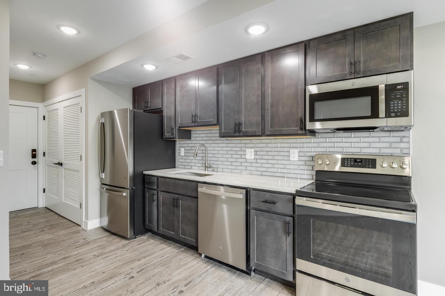 1617 RHODE ISLAND Avenue NE – photo 3