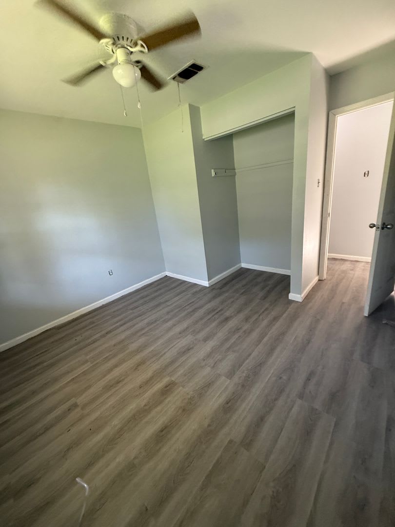 Remodeled 3 Bedroom 2 Bath Home in South Forest Heights Park – photo 2