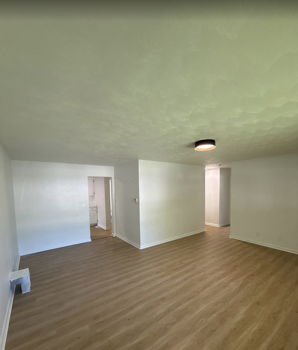 2200 Yorkshire Place – photo 4