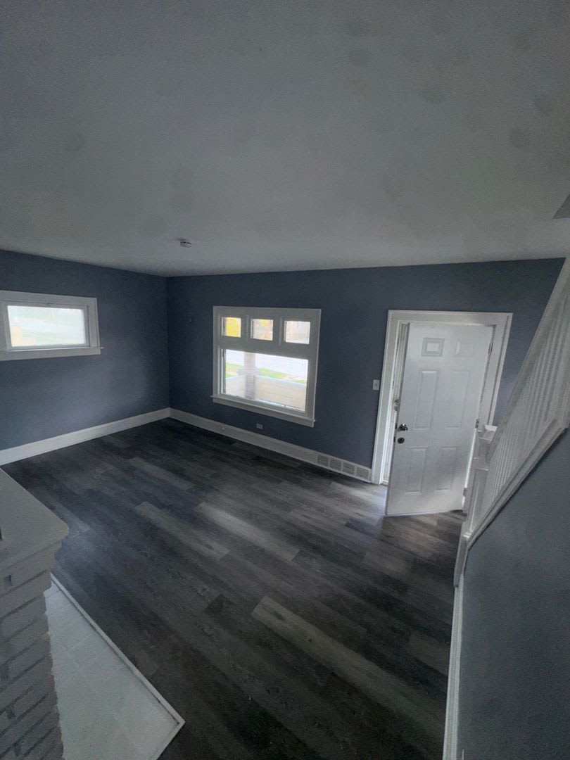 Charming 3 Bedroom Property In Prime Location Section 8 Vouchers Accepted – photo 2