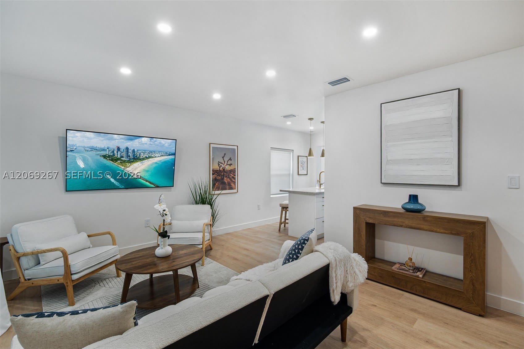 12325 NE 11th Pl – photo 4