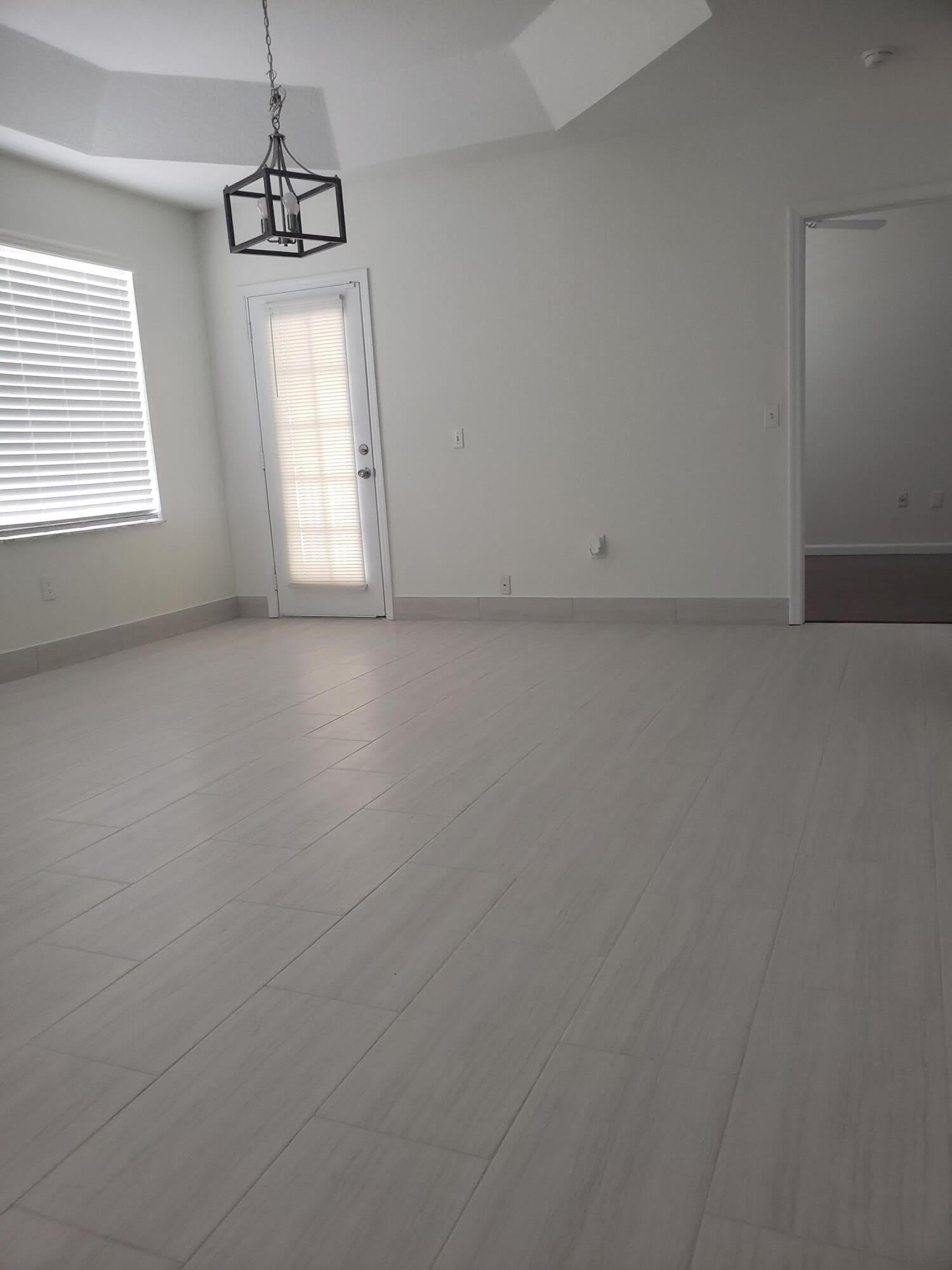 1101 BELMONT Place – photo 3