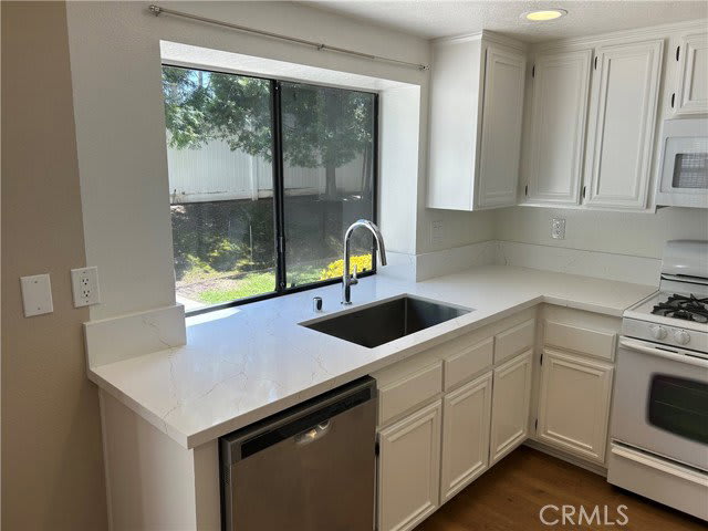 8232 East Flowerwood Avenue – photo 3