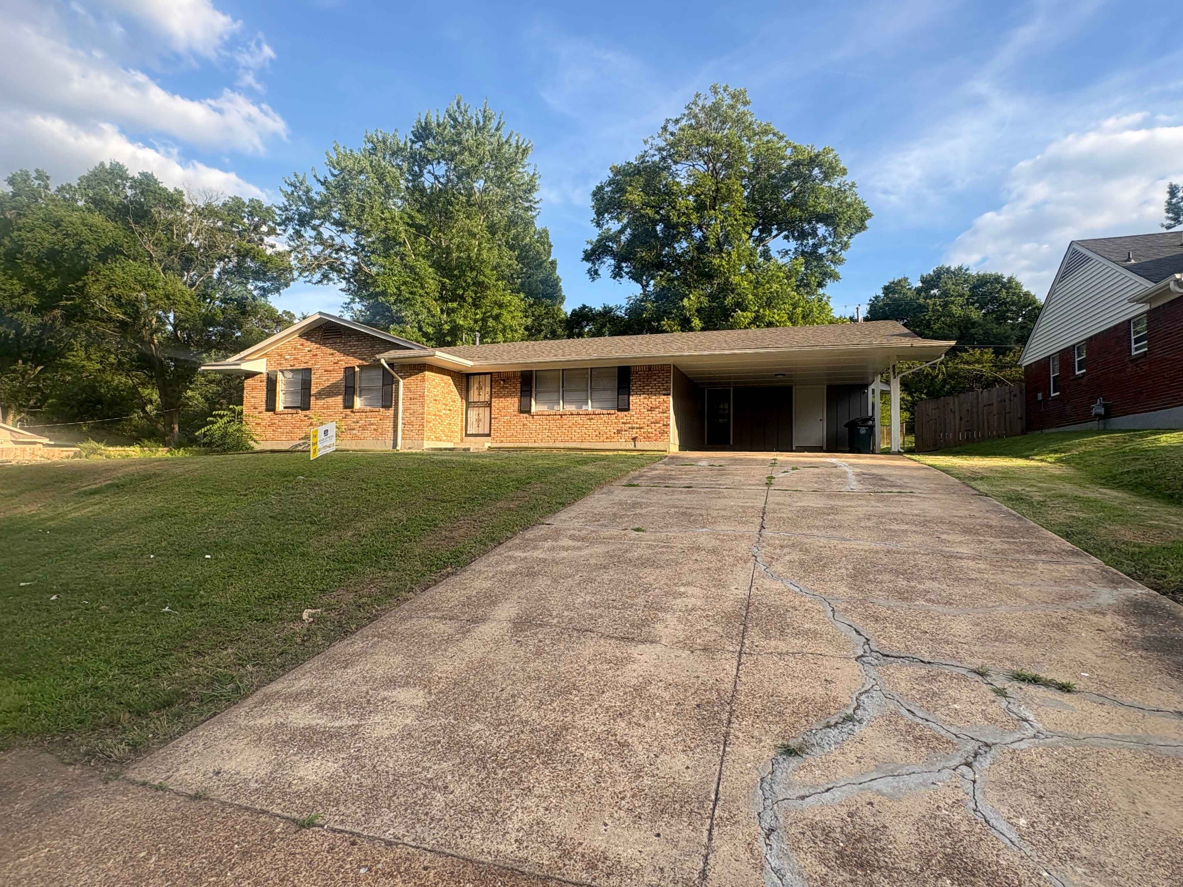 5153 Craigmont Dr – photo 2