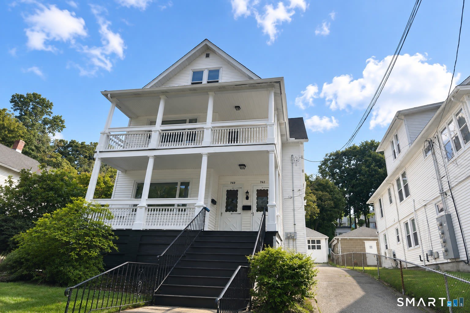 762 Howe Avenue – photo 1