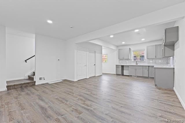 3957 Lenox Street – photo 4