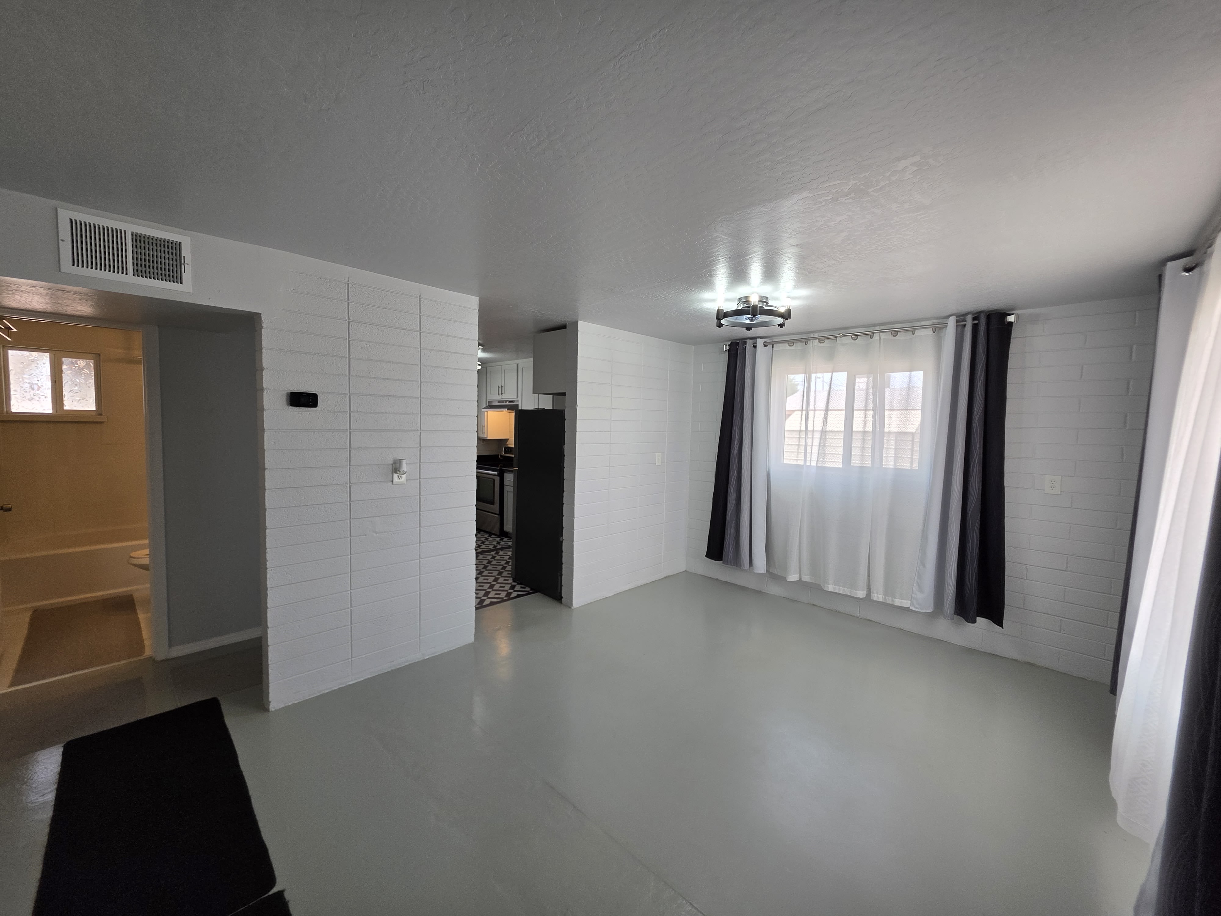 574 S. Park St. Unit B – photo 4