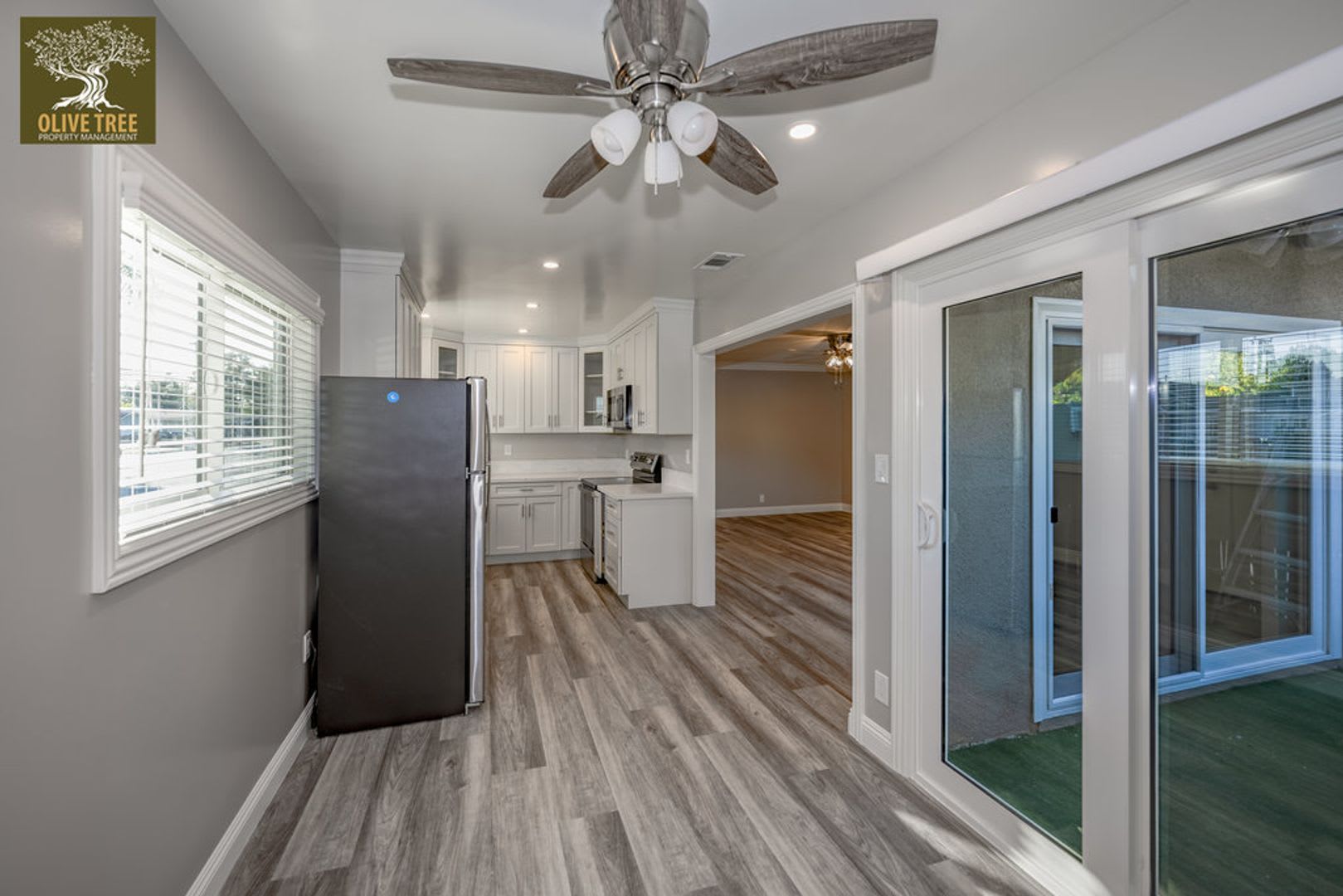 Stylish Ground-Level 2bed/1bath Apartment in Monrovia – photo 5