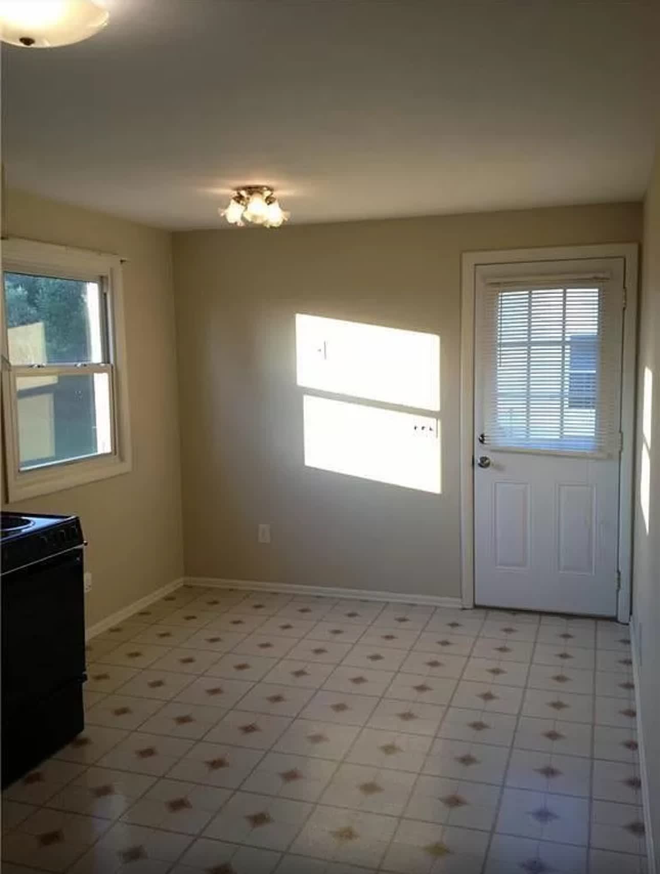 2831 Ridge Rd – photo 3