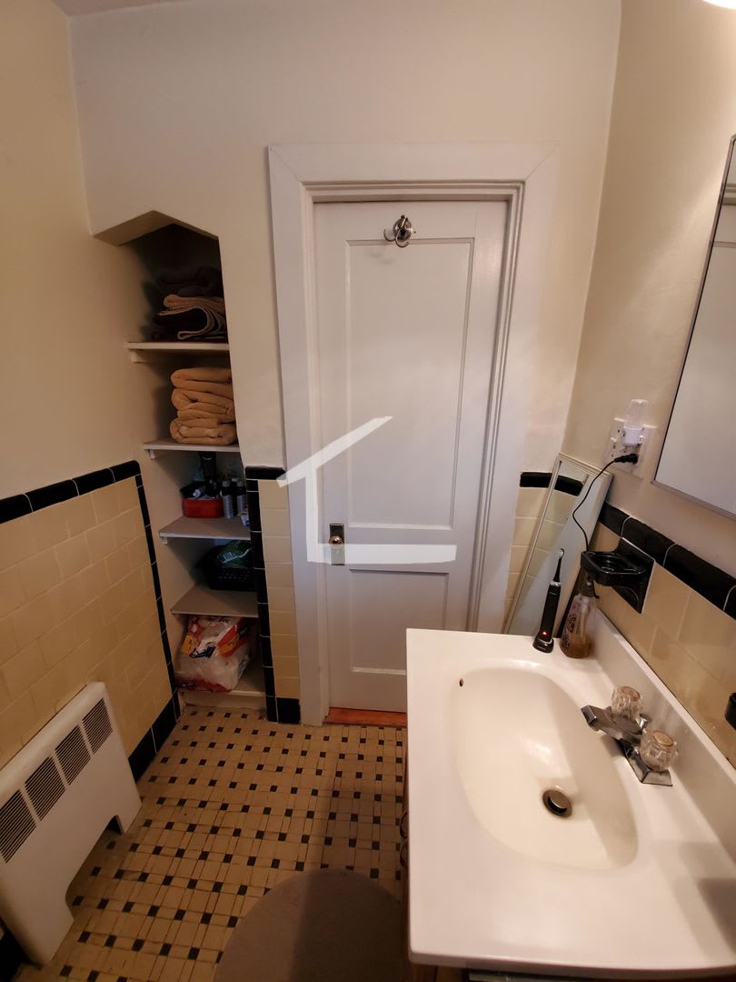 Nice 1 bed in Oak Square – photo 4