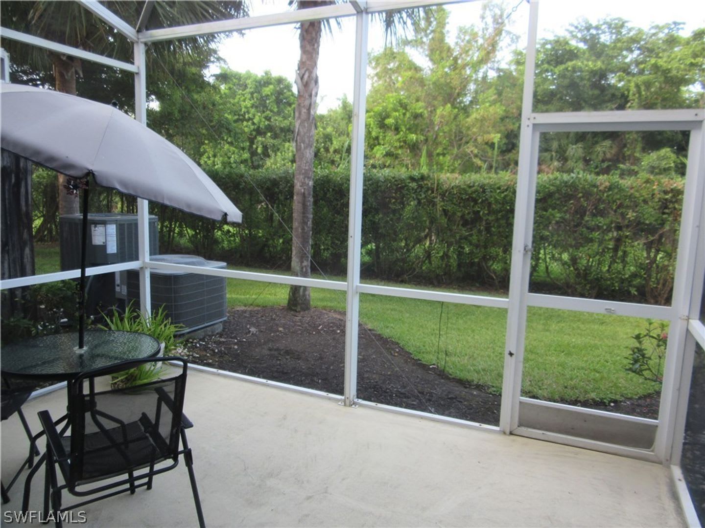 3BR/2.5BA Fort Myers Townhome — 1,634 Sq Ft — $1,800/mo – photo 4