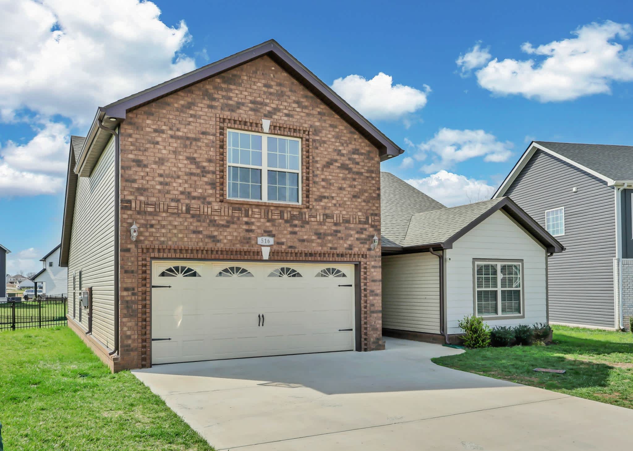 516 Castle Pinckney Lane – photo 3