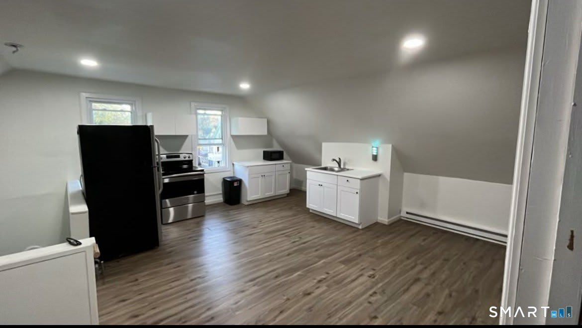 10 Rowe Street – photo 1