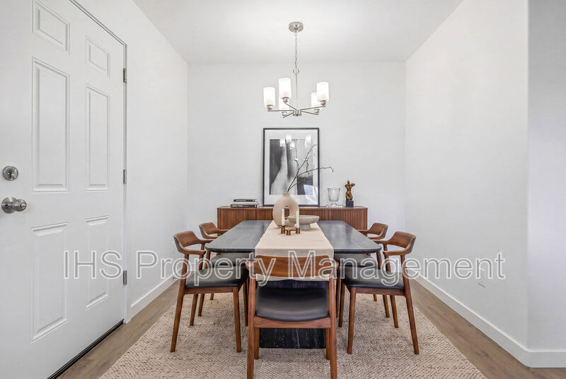 714 W 13th St. – photo 4