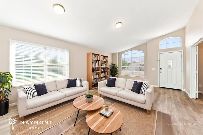 9542 West Potter Drive – photo 5