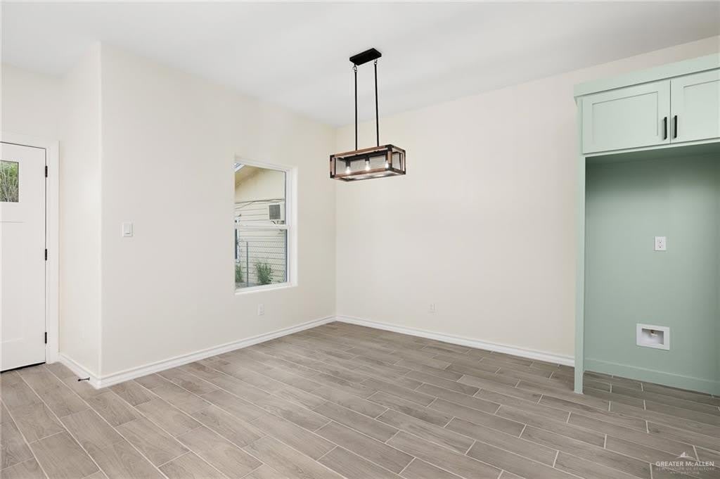 2221 Chicago Avenue – photo 5