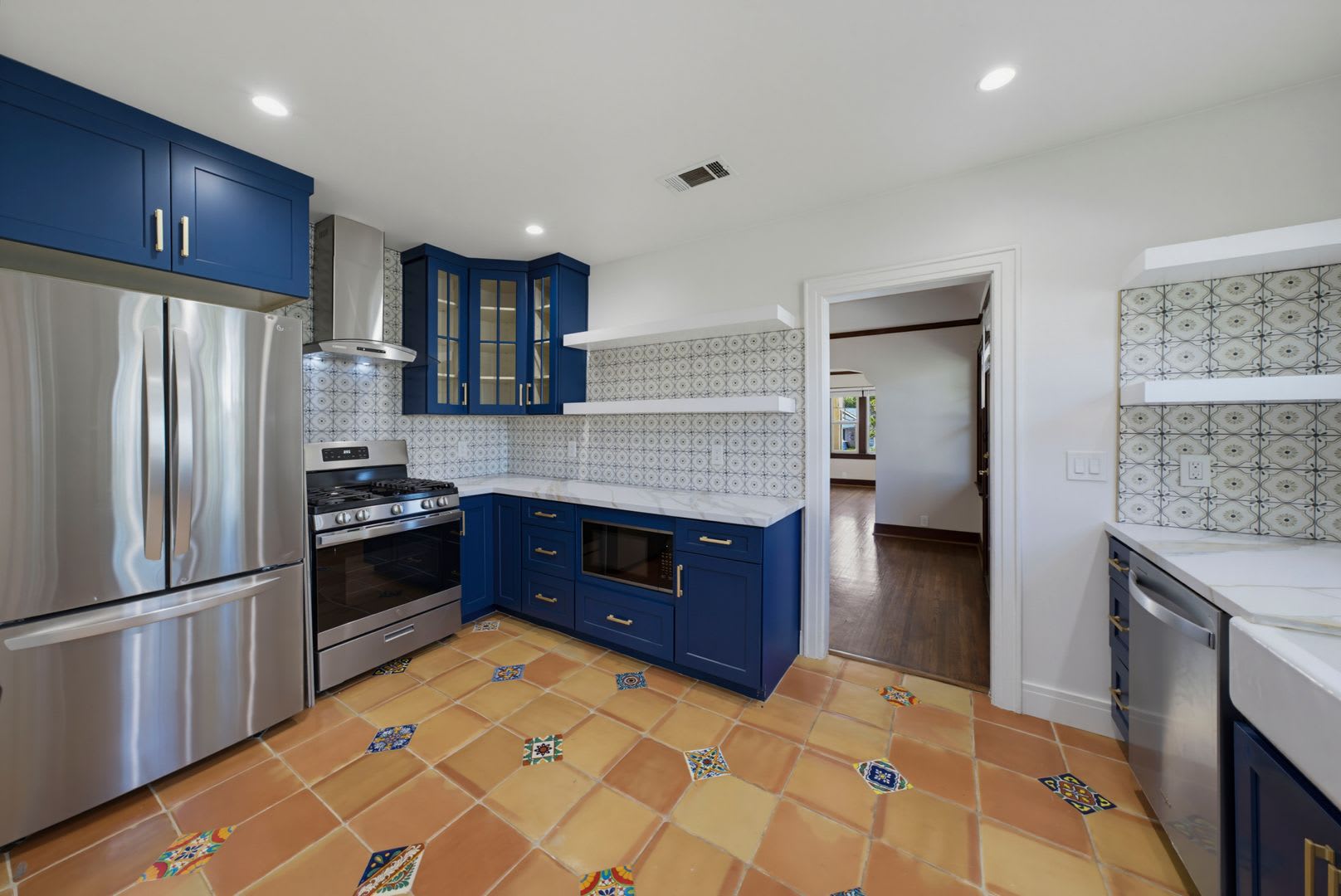 828 11th Street – photo 4