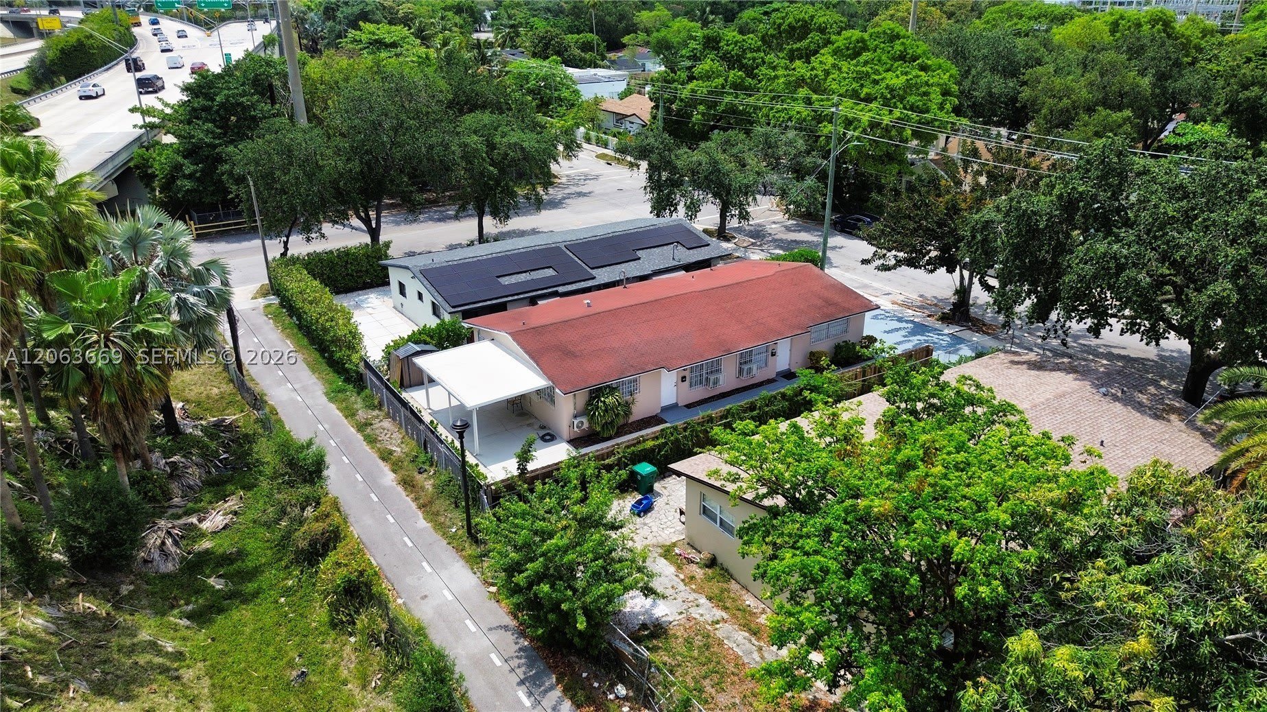 286 Nw 39Th St – photo 3
