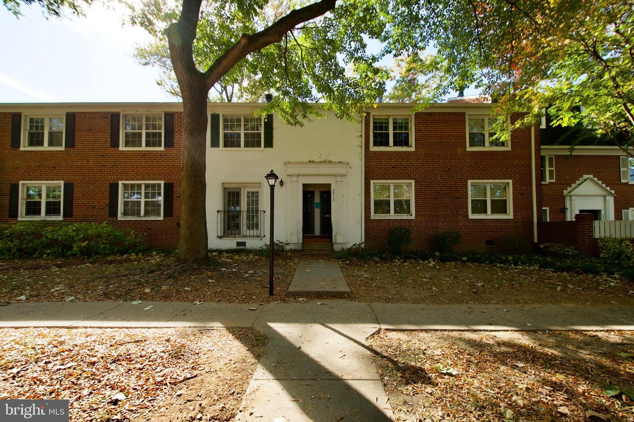 2812 S WAKEFIELD Street – photo 1
