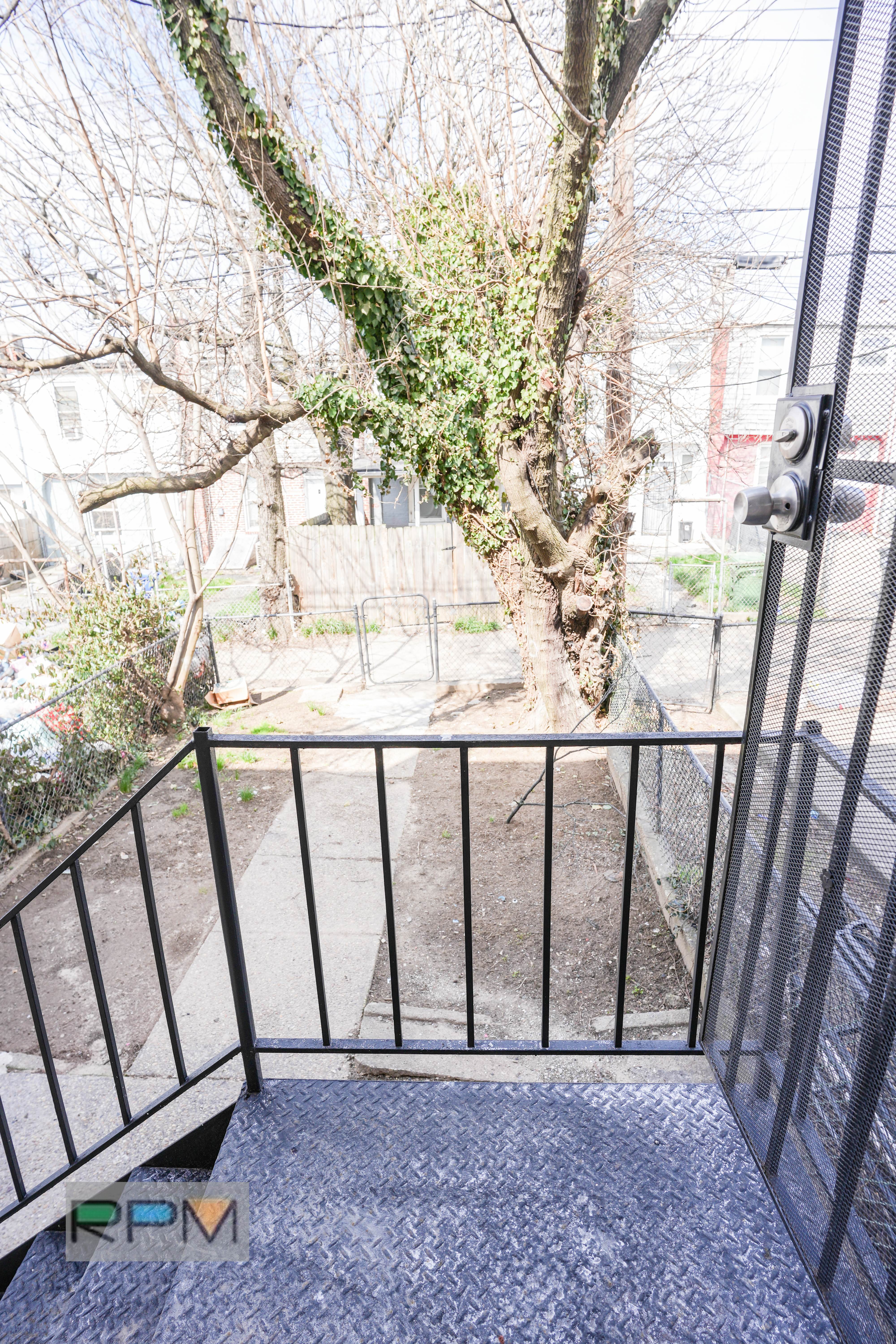 3224 Ravenwood Ave – photo 2