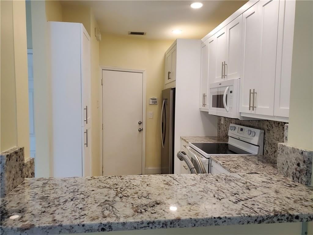 3569 Santa Fe Place – photo 3
