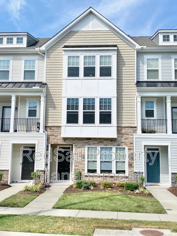 1413 Independence Blvd – photo 1