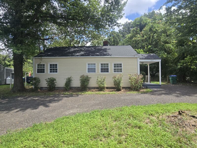 1025 Bradley Ln – photo 1