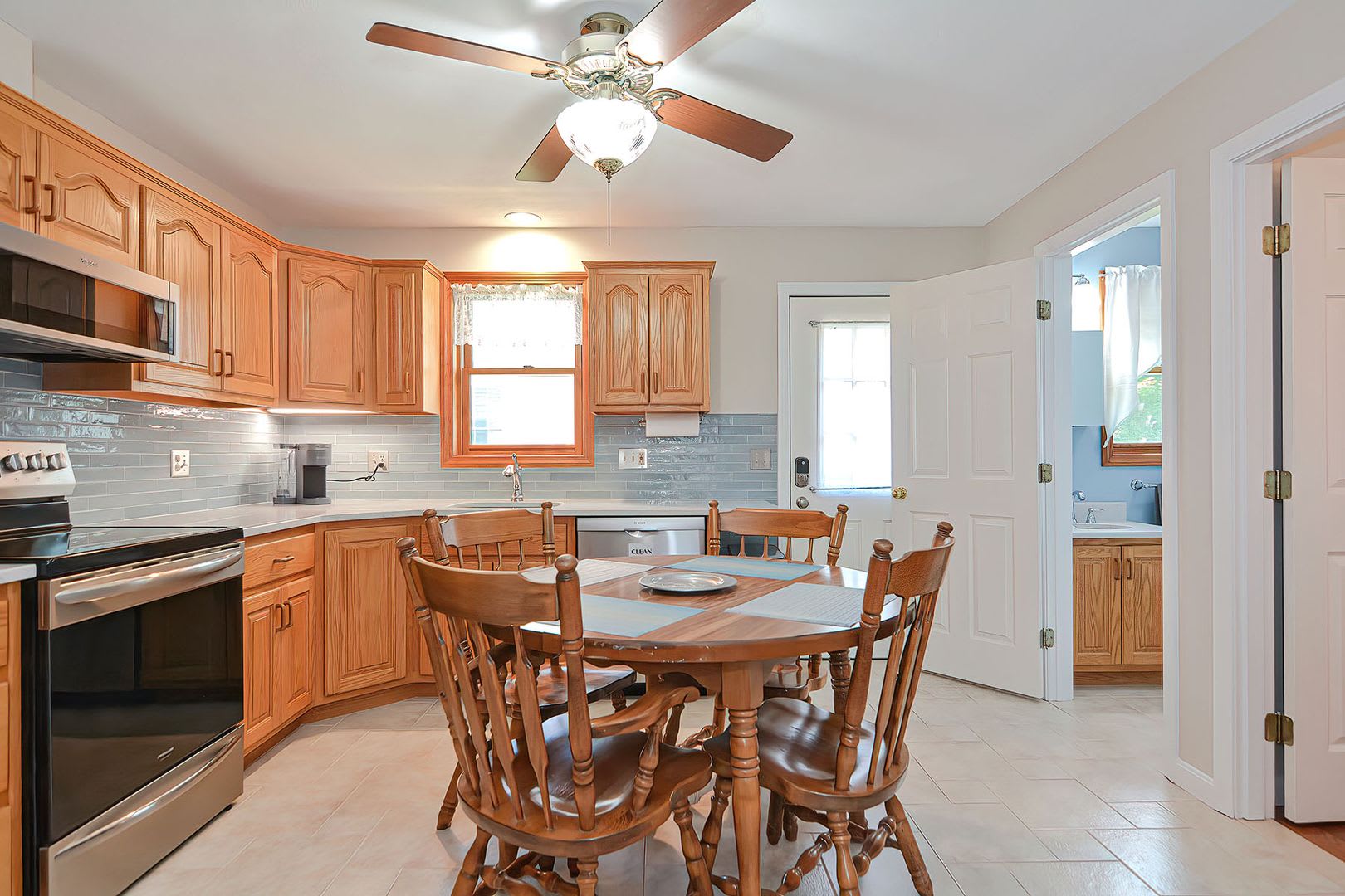 Winter Rental Dot S Place Utilities Included – photo 3