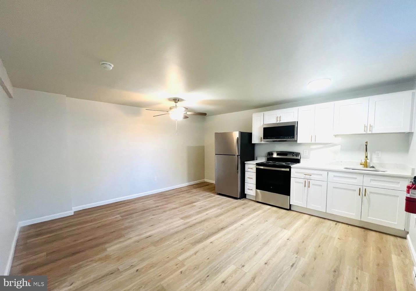 401 BLUEBELL Road – photo 5