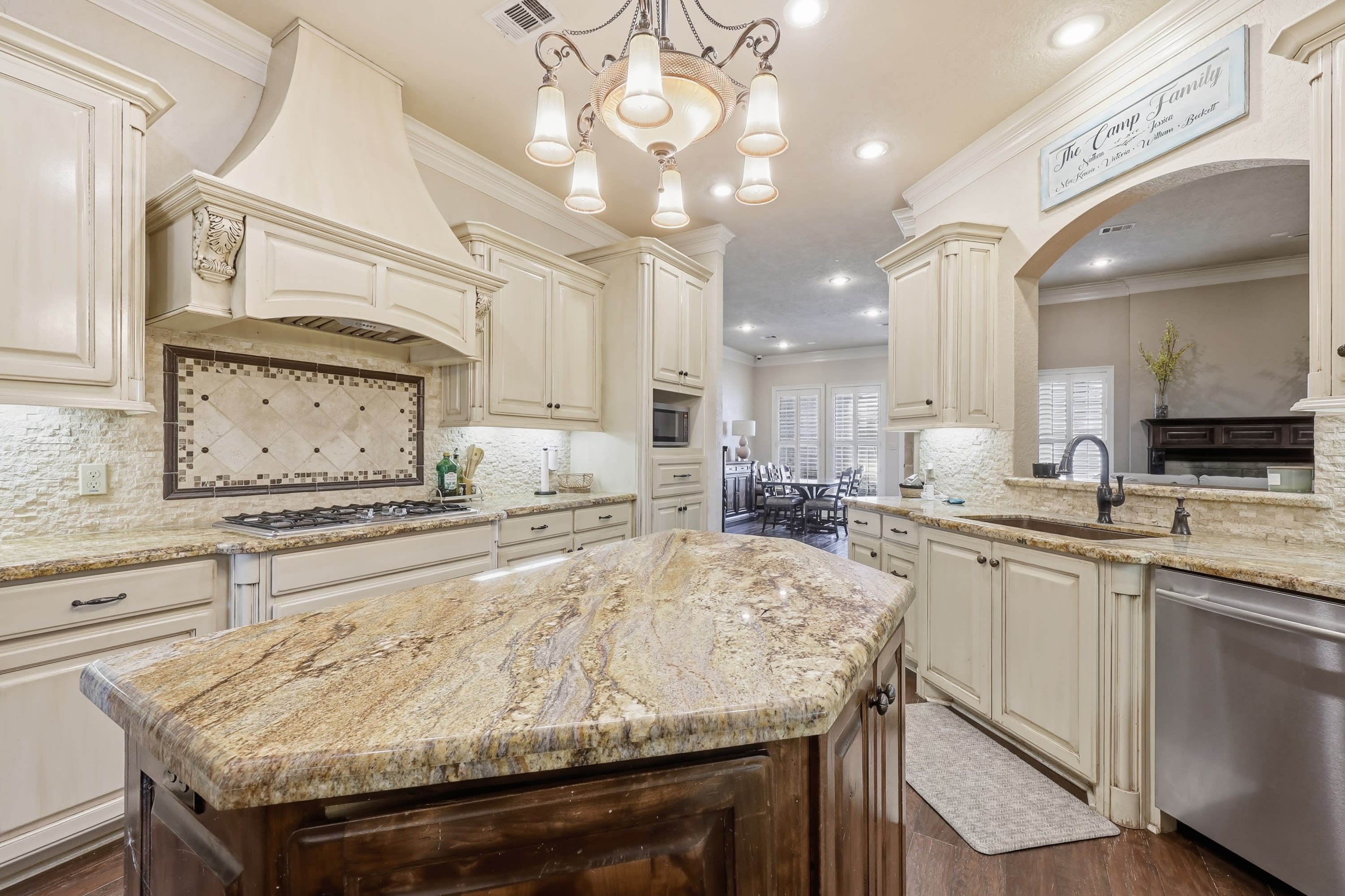 6470 Claybourn Drive – photo 5