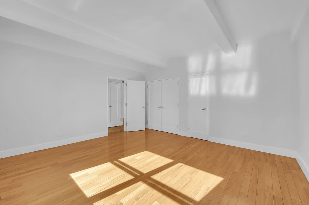 30 Park Ave – photo 5