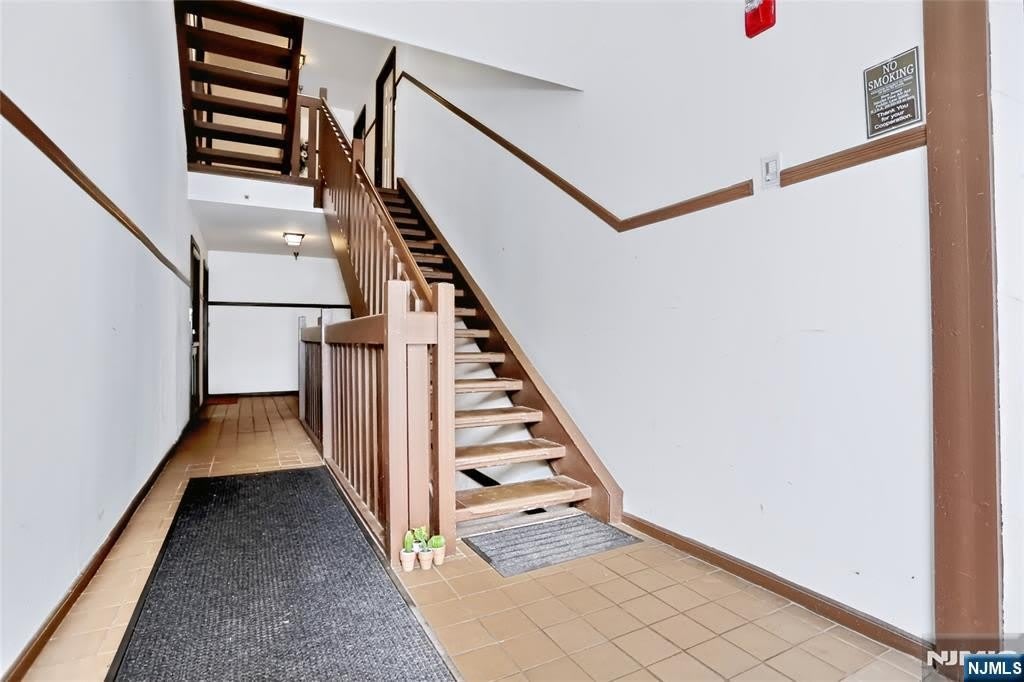 1519 Faulkner Court – photo 4