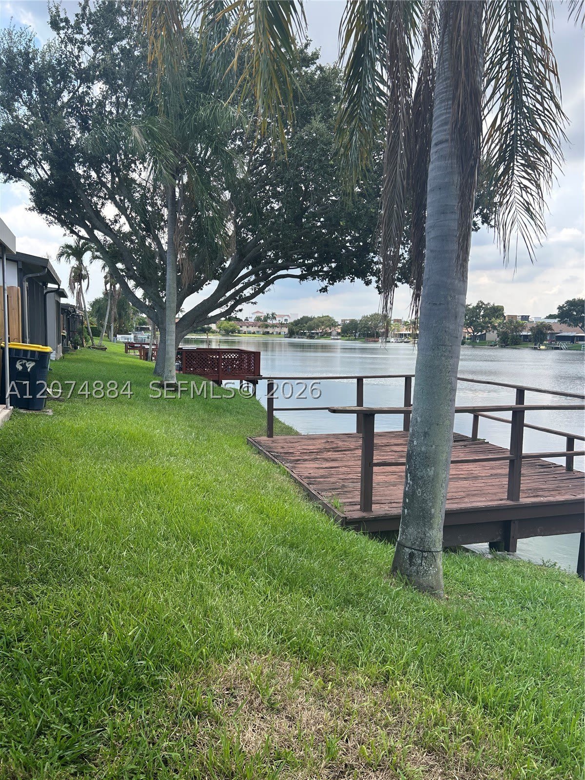 5587 Park Rd – photo 3