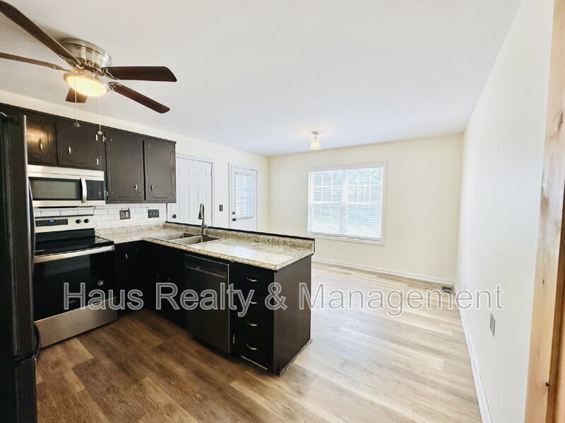 3248 North Senseney Circle – photo 3