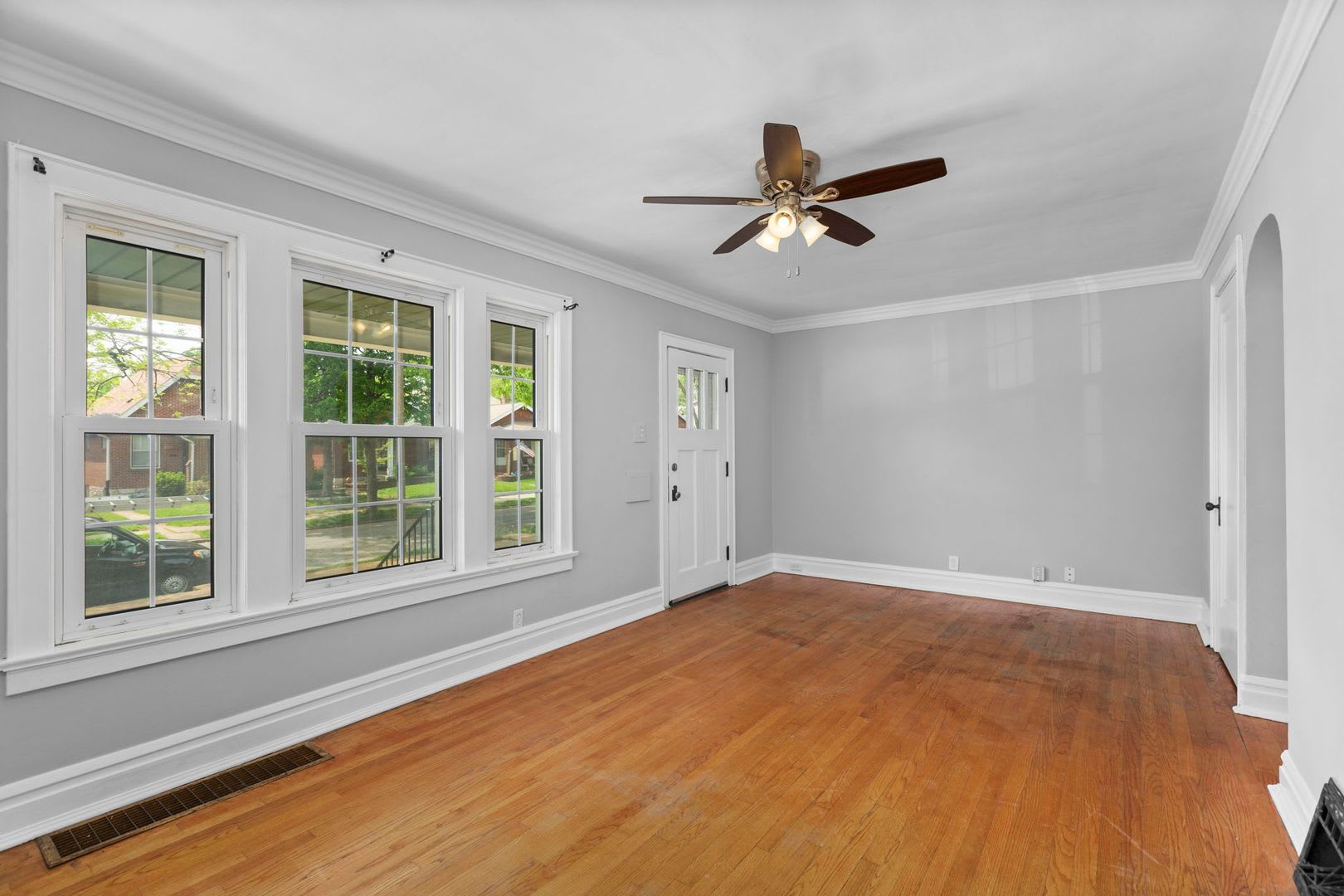 4011 McDonald – photo 2