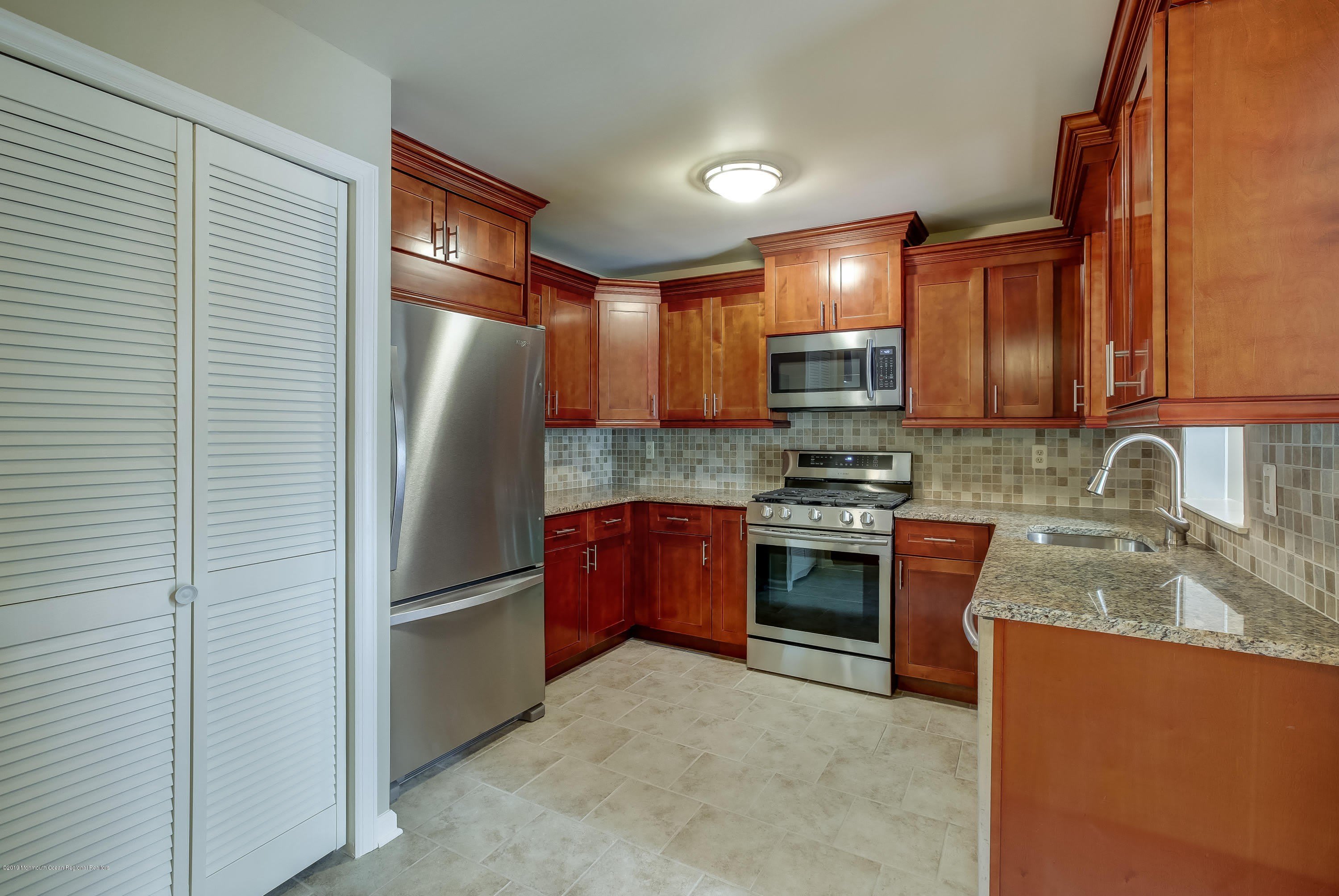 92 Tulip Lane – photo 2