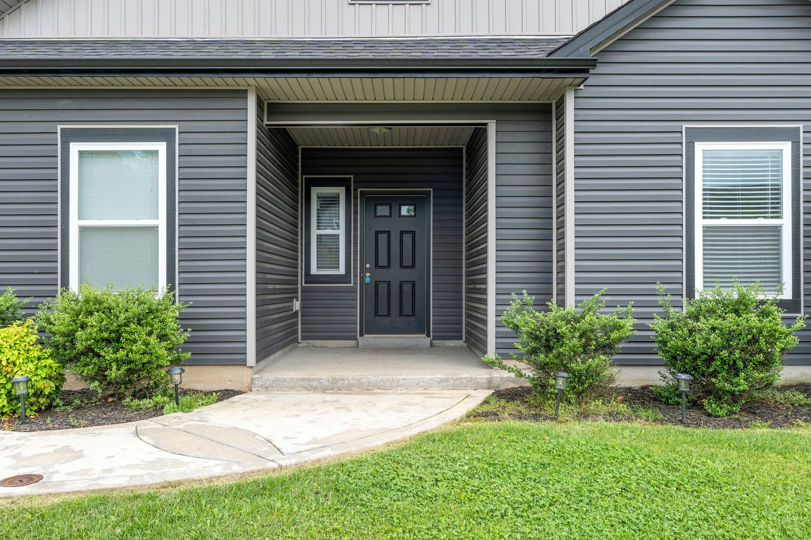 4 Bedrooms in Eagles Bluff – photo 3