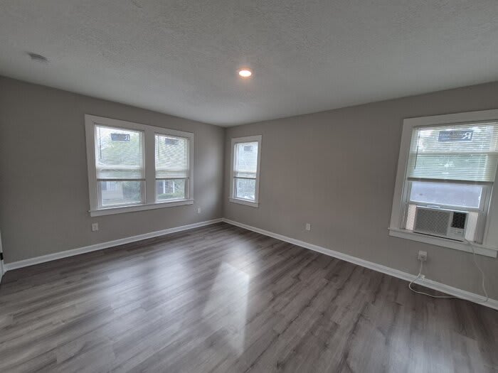 519 West 19th Street – photo 5