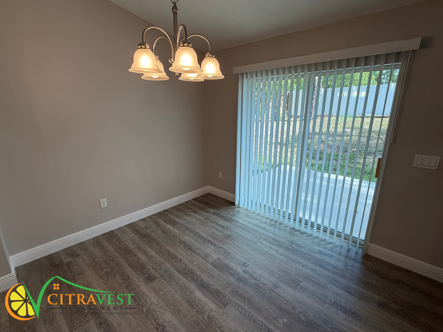2495 W Landmark Dr – photo 4
